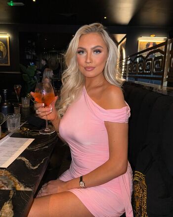 Full leaked El rowlandsxx page private onlyfans photo