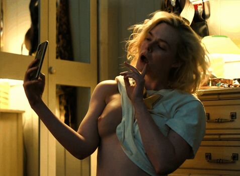 Full leaked Elle fanning private onlyfans photo