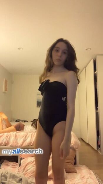 Full leaked Elleoc private onlyfans photo