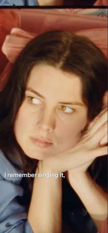 Ellie Rowsell