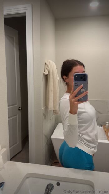 Full leaked Ellie vandeel private onlyfans photo
