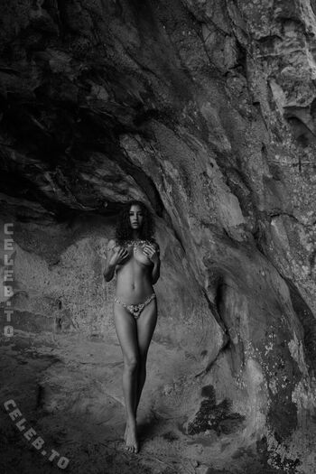 Full leaked Emilie payet private onlyfans photo