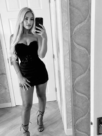 Full leaked Emily titmarsh private onlyfans photo