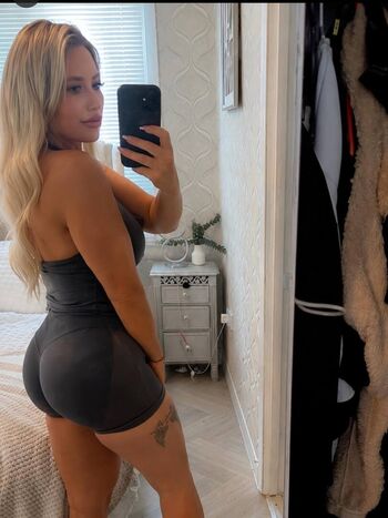 Full leaked Emily titmarsh private onlyfans photo