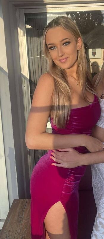 Full leaked Emily yyoung page private onlyfans photo