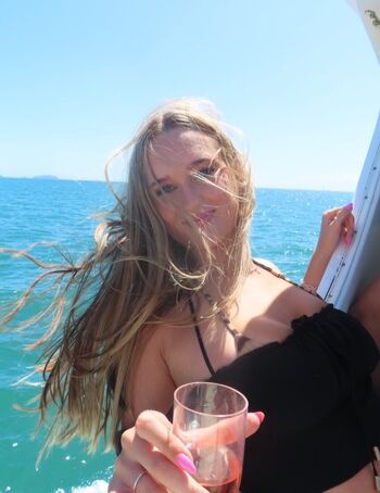 Full leaked Emily yyoung private onlyfans photo