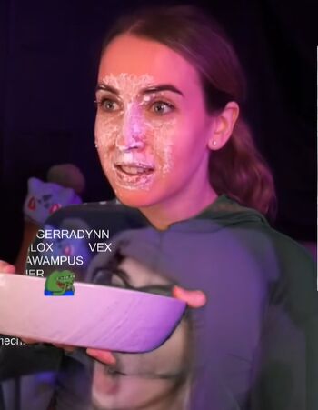 Full leaked Emilycc private onlyfans photo