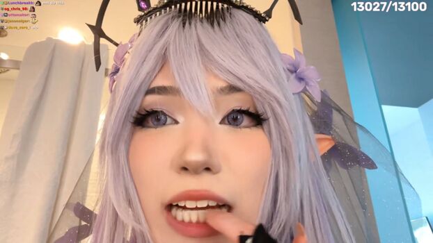 Full leaked Emiru  page private onlyfans photo