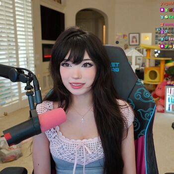 Full leaked Emiru private onlyfans photo