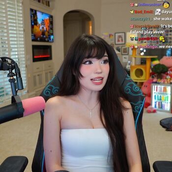 Full leaked Emiru private onlyfans photo