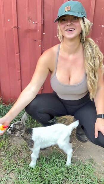Full leaked Emma claire private onlyfans photo
