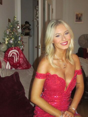 Full leaked Emma mcguckin page private onlyfans photo