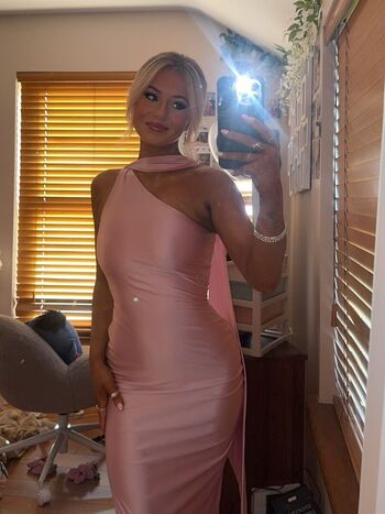 Full leaked Emma mcguckin page private onlyfans photo