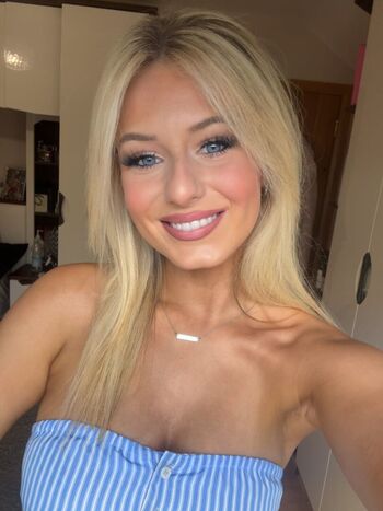 Full leaked Emma mcguckin page private onlyfans photo