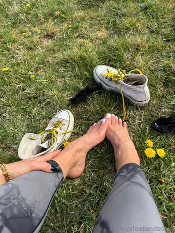 Emmysfeetandsocks