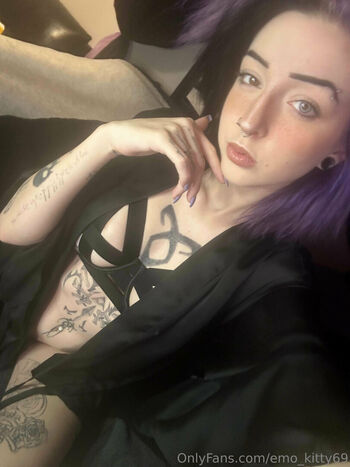 emokitten_xoxo