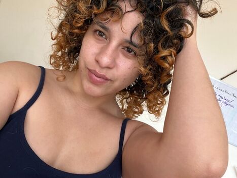Full leaked Emylia smith private onlyfans photo