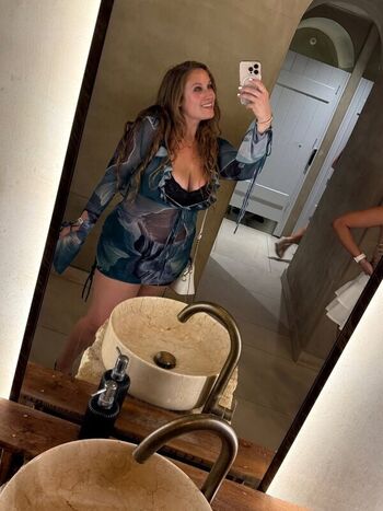 Full leaked Evasofiaa private onlyfans photo
