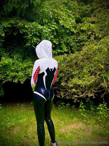 Full leaked Femboyellis private onlyfans photo
