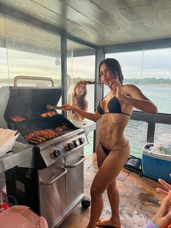 Full leaked Hotsheila/ private onlyfans photo