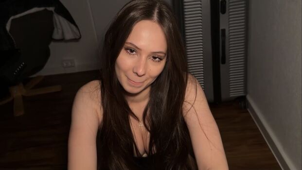 Full leaked Gellymilly private onlyfans photo
