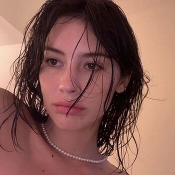 Full leaked Gracie abram private onlyfans photo