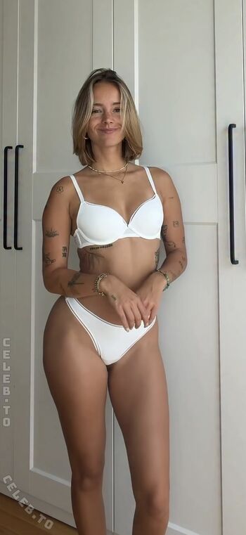 Full leaked Hannaahcarolina private onlyfans photo