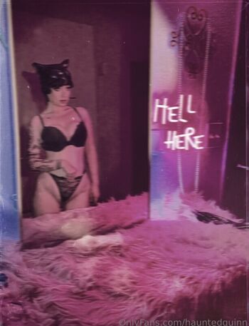 Hauntedhostess
