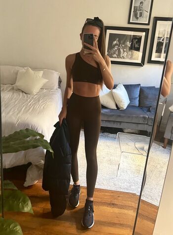 Full leaked Heymoll private onlyfans photo