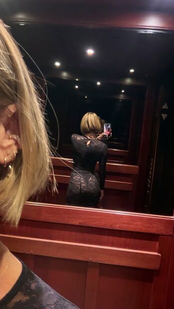 Iliza Shlesinger
