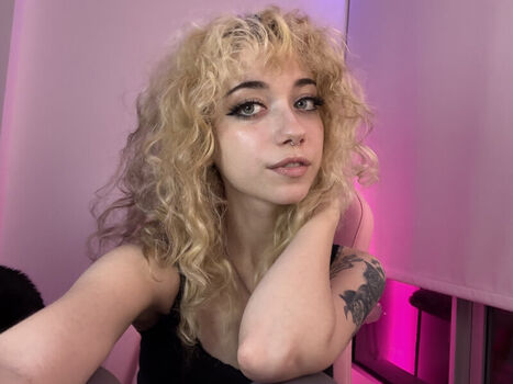 Full leaked Iluvmeww page private onlyfans photo