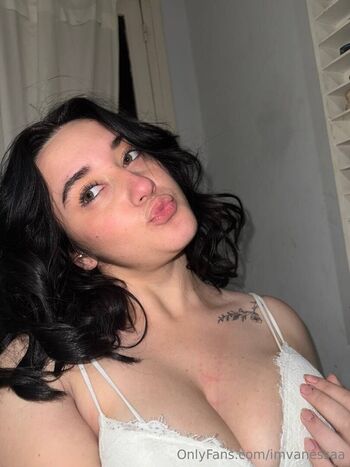 Full leaked Imvanessaa private onlyfans photo