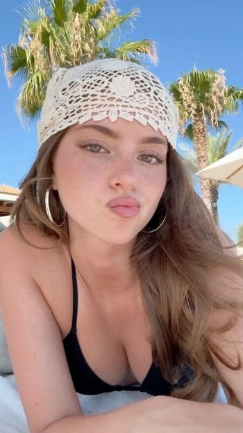 Full leaked Itssluciaf page private onlyfans photo