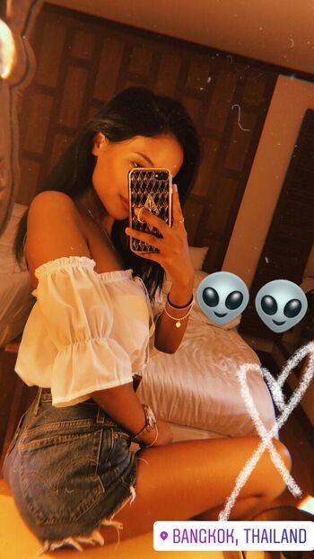 Full leaked Jaruwanjro private onlyfans photo