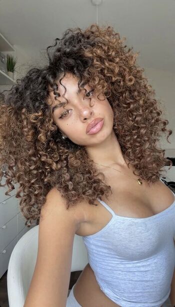 Full leaked Aliceschulz/ private onlyfans photo