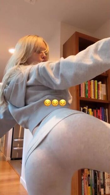 Full leaked Jennalynnmeowri private onlyfans photo