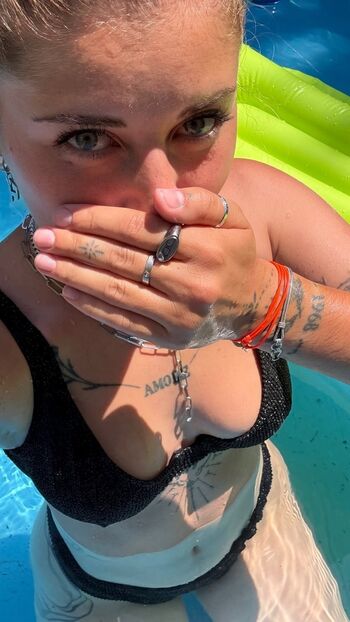 Full leaked An ye/ private onlyfans photo