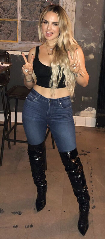 Full leaked Luu luckyy/ private onlyfans photo