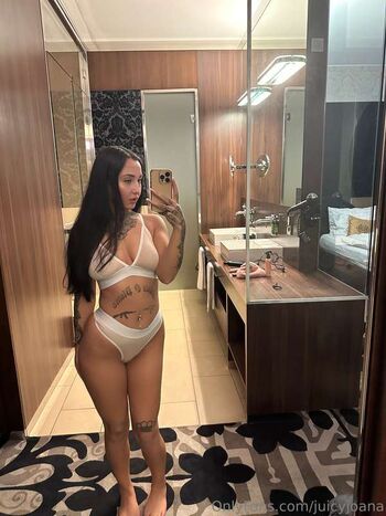 Full leaked Juicyjoana private onlyfans photo