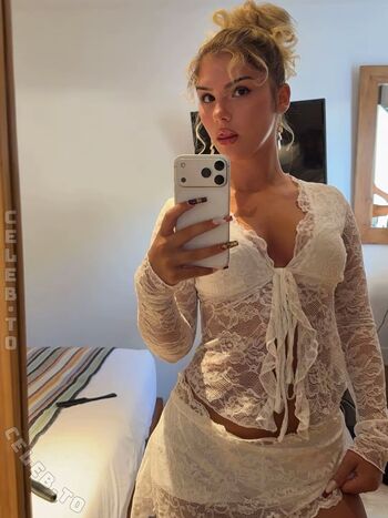 Full leaked Junepersyn private onlyfans photo