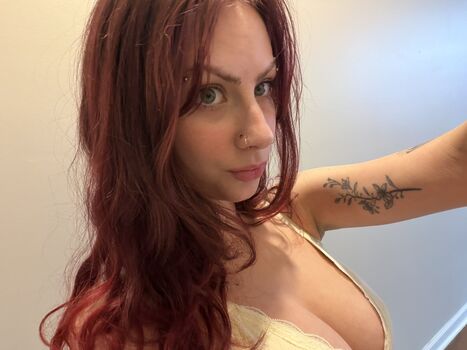 Full leaked Karleexx private onlyfans photo