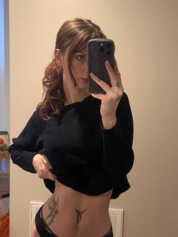 Full leaked Karleexx private onlyfans photo