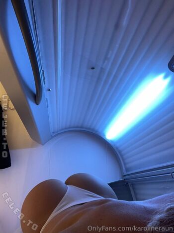 Full leaked Karoline raun page private onlyfans photo
