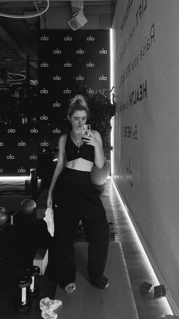 Full leaked Kathrynton page private onlyfans photo