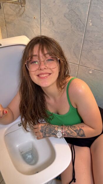 katie_elizzy_bugs