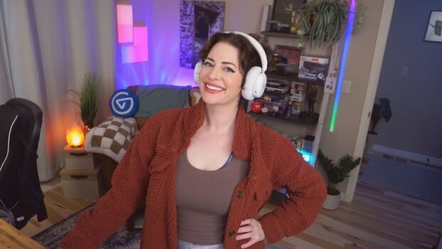 Full leaked Katiepetersplays private onlyfans photo