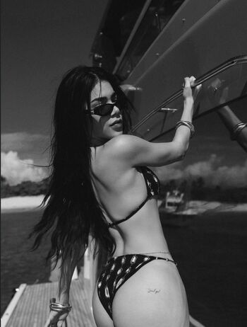 Full leaked Kenia os private onlyfans photo