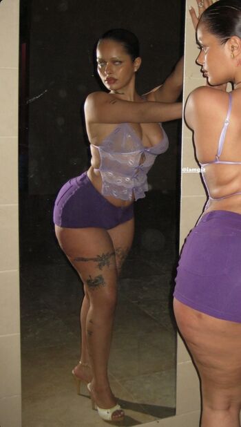 Full leaked Khleopatre private onlyfans photo