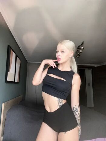 Full leaked Khloe rivers private onlyfans photo
