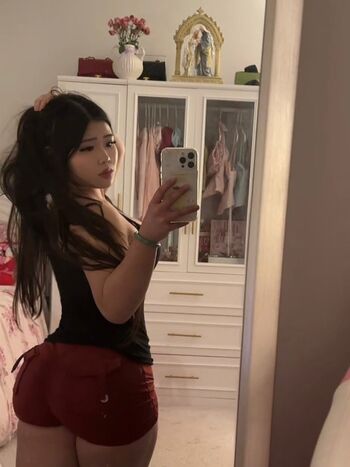 Full leaked Kimchivq private onlyfans photo